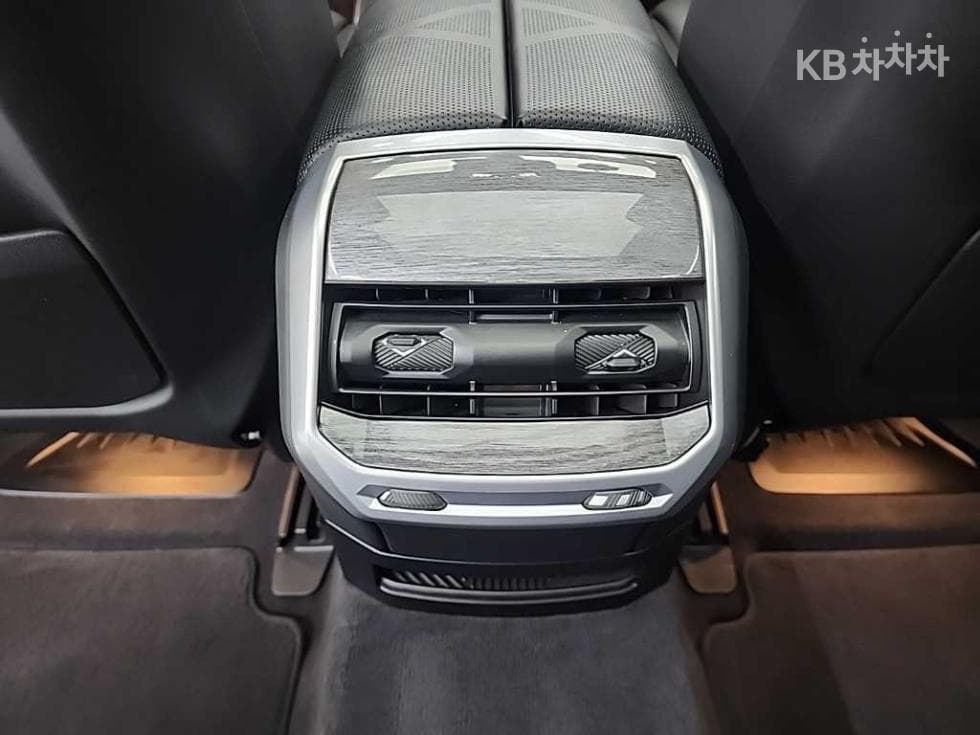 BMW 7시리즈(G70)740d xDrive M Sport - 13