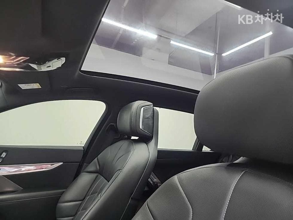 BMW 7시리즈(G70)740d xDrive M Sport - 15