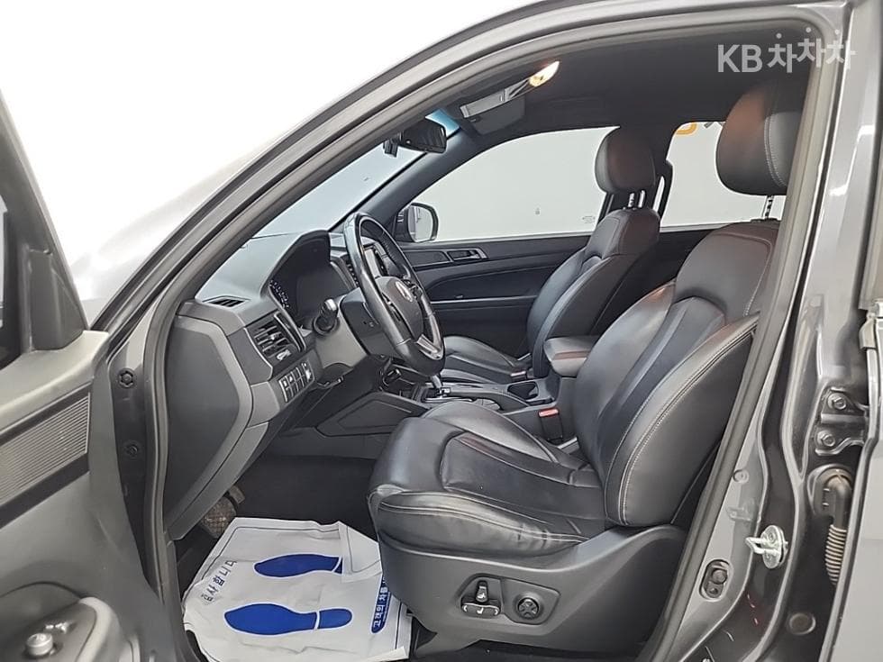 КейДжи Мобилити Rexton 스포츠2.2 4x4 Престиж - 11