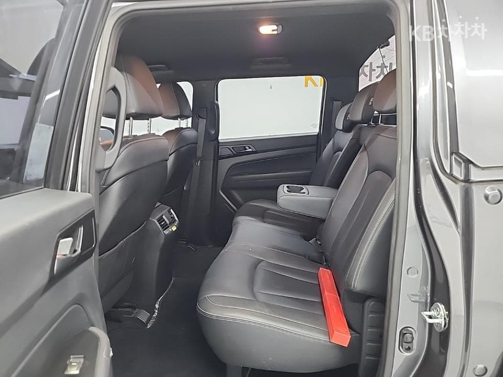 КейДжи Мобилити Rexton 스포츠2.2 4x4 Престиж - 12