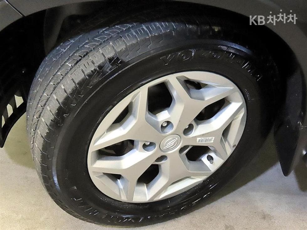 KG Mobility The New (facelift) Rexton Sports Khan2.2 2WD Prestige - 20