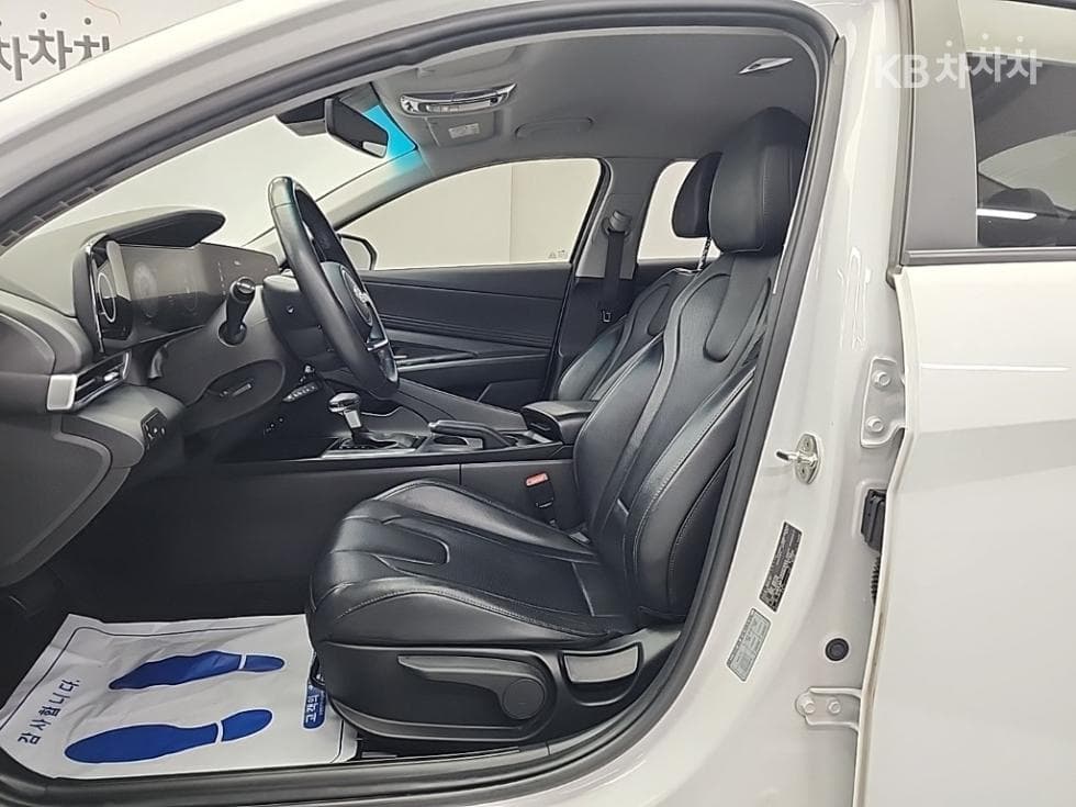 Hyundai All New Avante (Elantra)(CN7)1.6 Gasoline Modern - 11