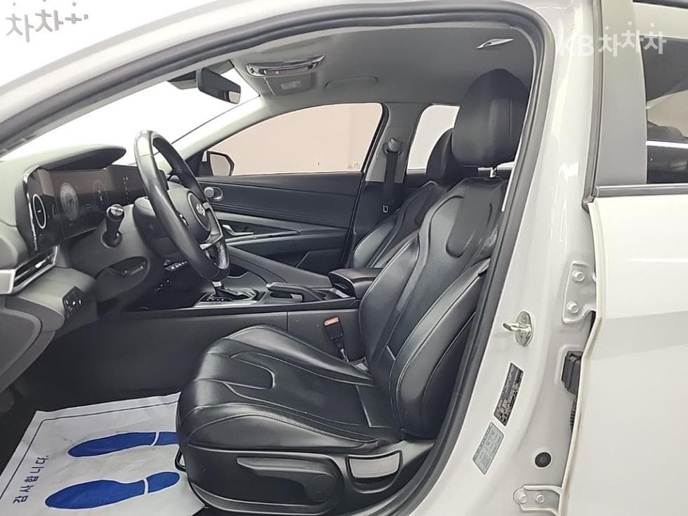 Hyundai All New Avante (Elantra)(CN7)1.6 Gasoline Modern - 11