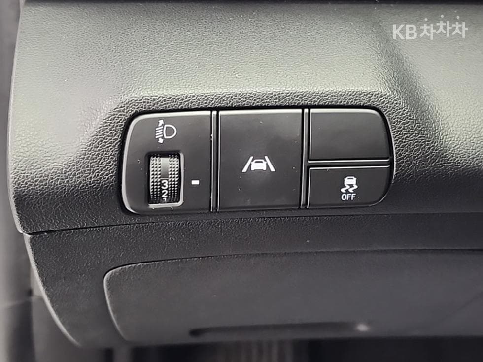 Hyundai All New Avante (Elantra)(CN7)1.6 Gasoline Modern - 17