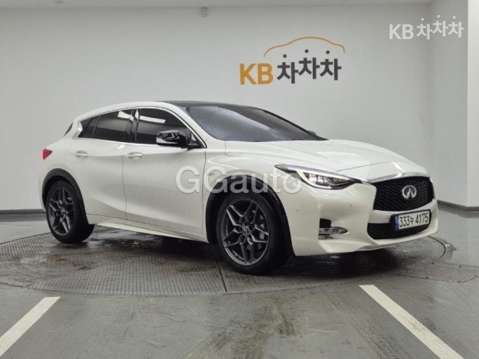 Seater피니티 Q302.0t Premium 시티 블랙 - 2