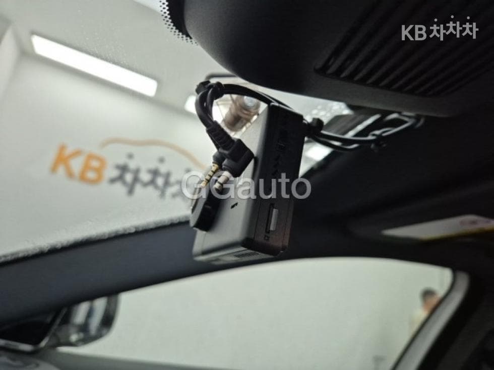 Seater피니티 Q302.0t Premium 시티 블랙 - 17