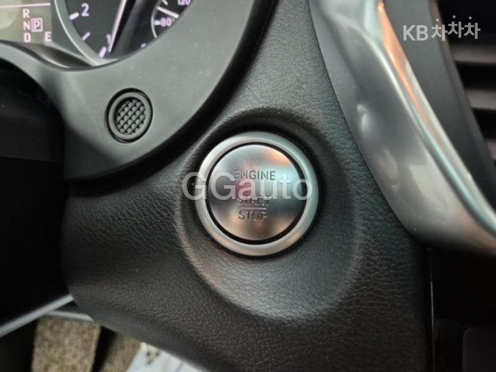 Seater피니티 Q302.0t Premium 시티 블랙 - 19