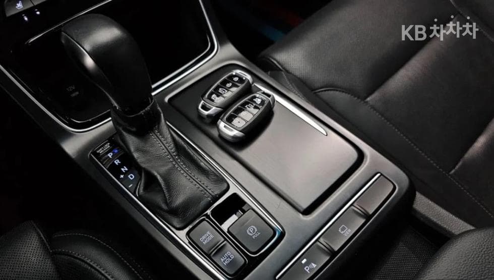 Hyundai Grandeur (Azera)IG2.4 Premium Standard - 9