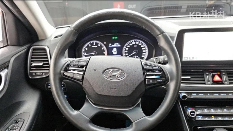 Hyundai Grandeur (Azera)IG2.4 Premium Standard - 14