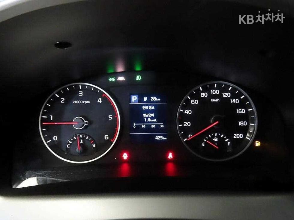 Kia The New (facelift) Bongo 3 (light truck)LPG 1 Ton Double Cab Extra Long 2WD GL - 9
