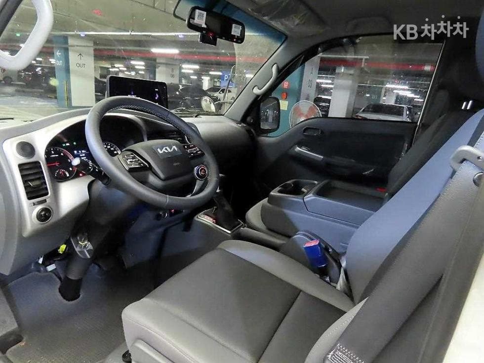 Kia The New (facelift) Bongo 3 (light truck)LPG 1 Ton Double Cab Extra Long 2WD GL - 10