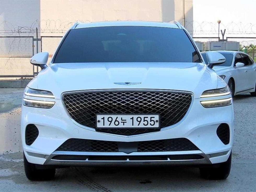 Genesis GV70 Diesel 2.2 2WD - Image 1