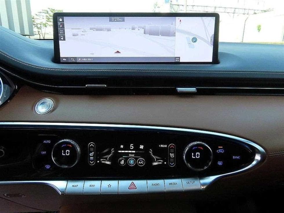 Genesis GV70Diesel 2.2 2WD - 12