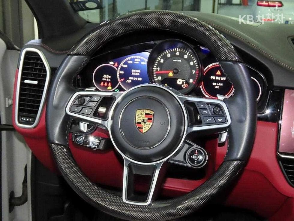 Porsche Cayenne(9Y0)3.0 Coupe Standard - 8
