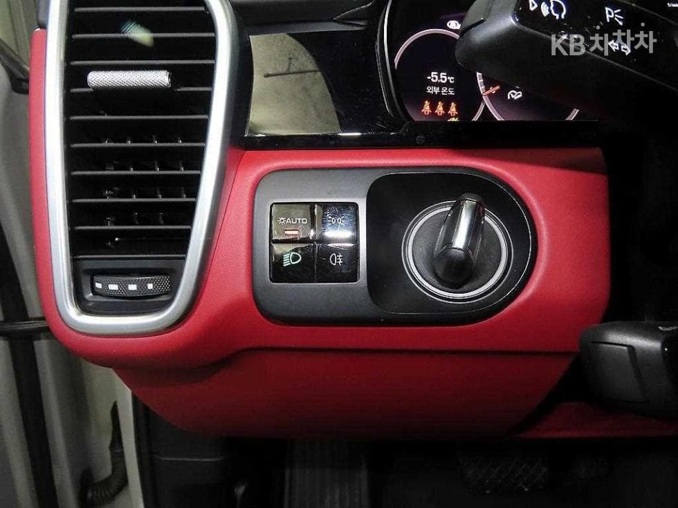Porsche Cayenne(9Y0)3.0 Coupe Standard - 13