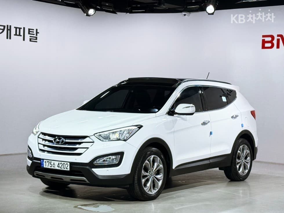 Hyundai Santa Fe DM Hyundai R-engine 2.0 diesel 4WD PREMIUM - Image 1