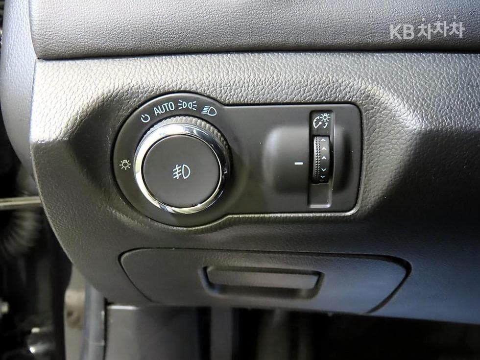 GM Korea Amazing New (facelift/refresh; particularly for Cruze) Cruze2.0 Diesel LTZ - 14
