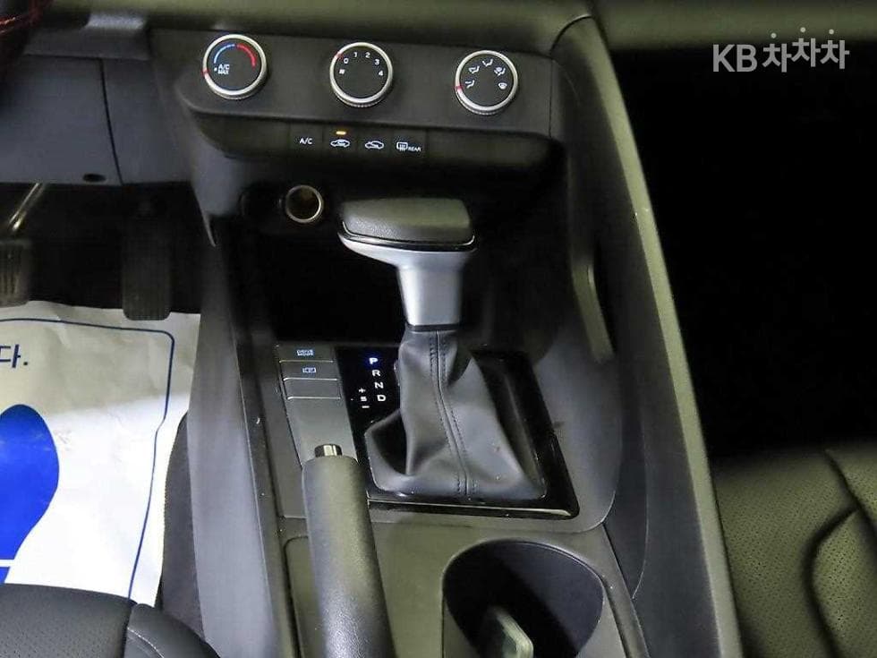 Hyundai All New Avante (Elantra)(CN7)Rental car 1.6 LPi Smart - 12