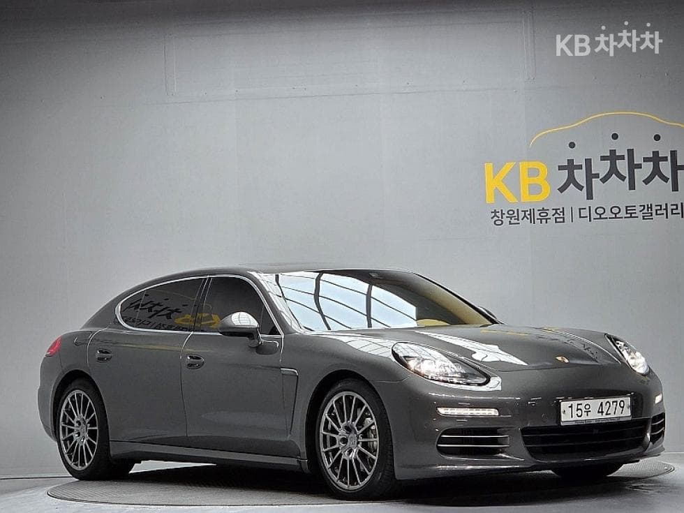 Porsche 파나메라 3.0 4S 이그제큐티브 - Image 1