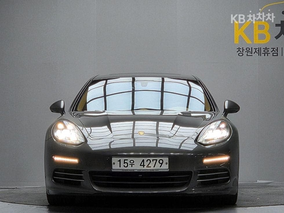 Porsche 파나메라3.0 4S 이그제큐티브 - 2