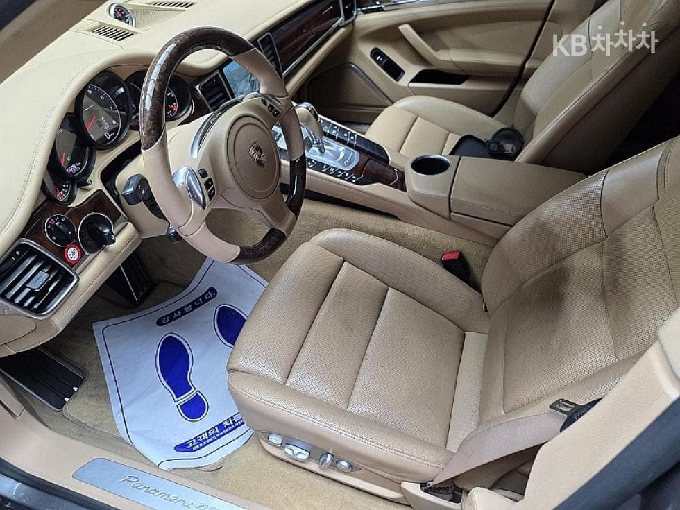 Porsche 파나메라3.0 4S 이그제큐티브 - 9