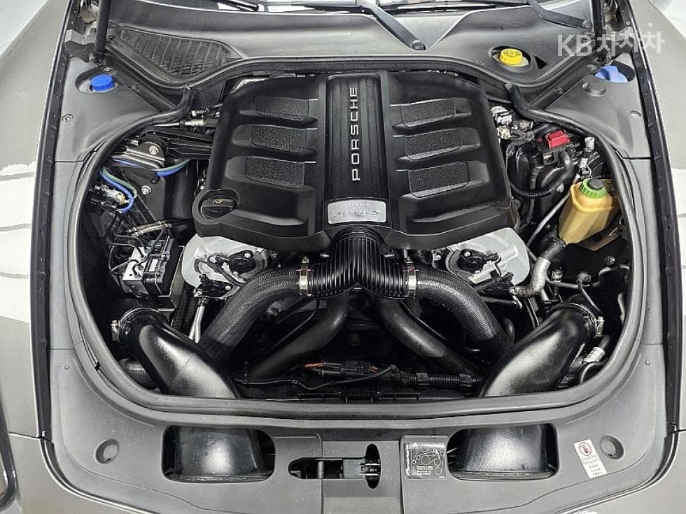 Porsche 파나메라3.0 4S 이그제큐티브 - 16