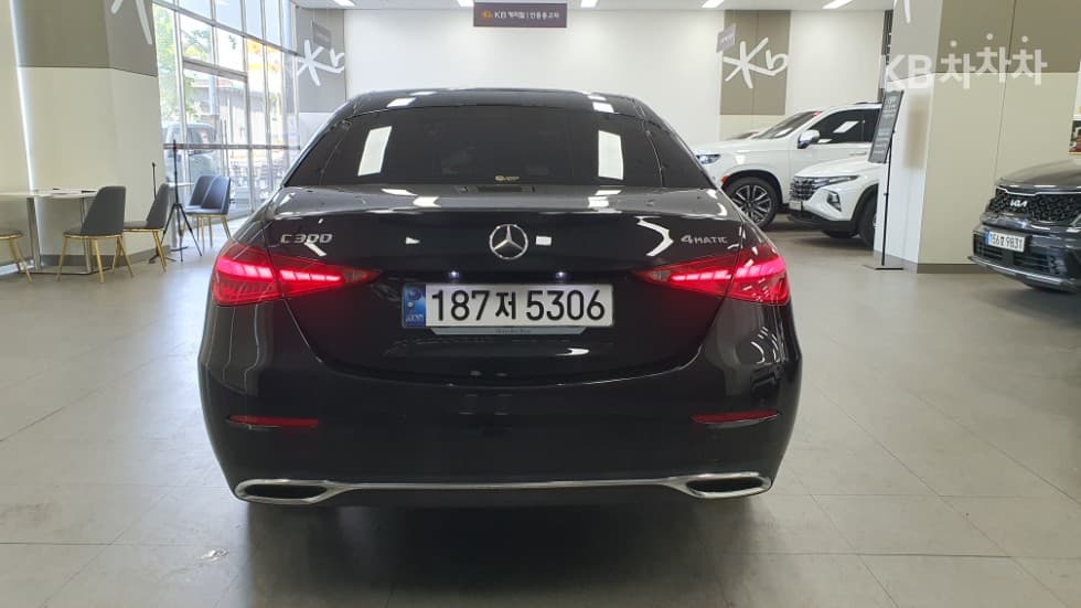 Mercedes-Benz The New (facelift) C-ClassC300 e 4Matic AMG Line - 4