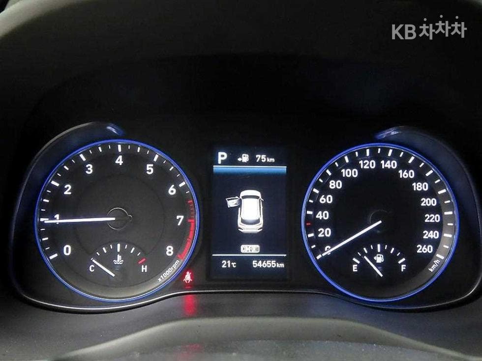 Хюндай Kona1.6 Турбо Premium - 8