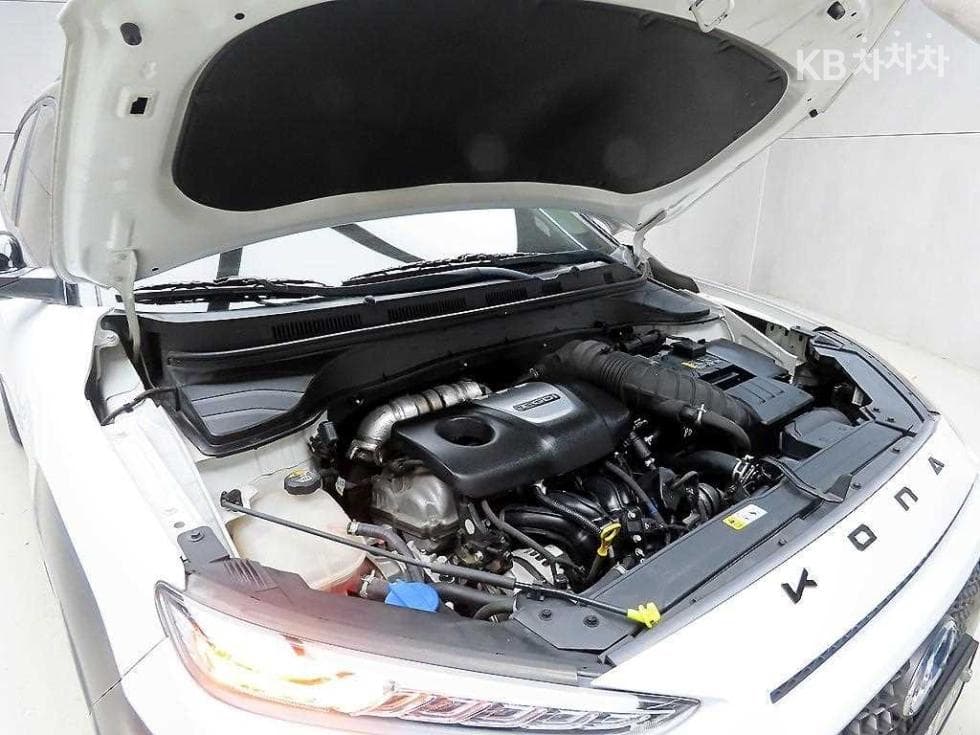 Хюндай Kona1.6 Турбо Premium - 18