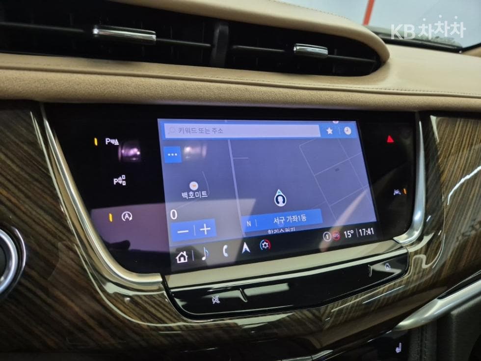 캐딜락 XT63.6 Gasoline SPORT - 14