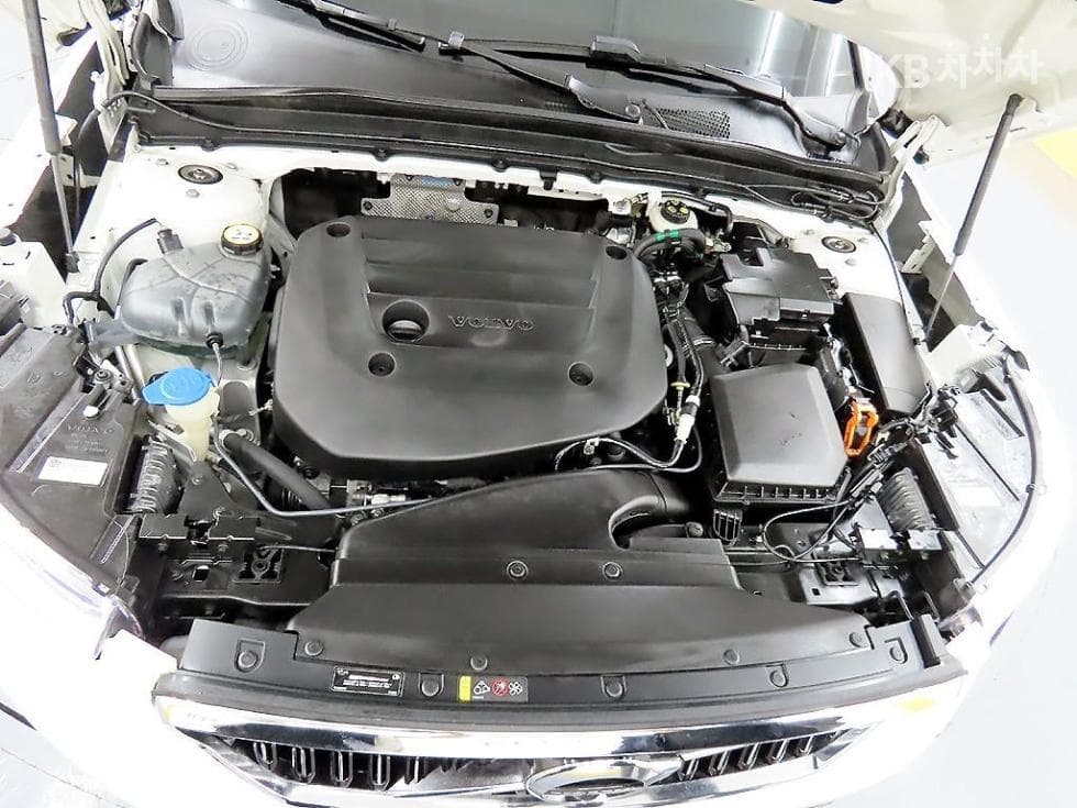 Volvo XC40B4 AWD Inscription - 19