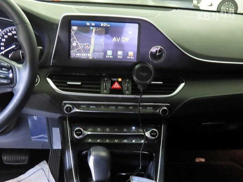 Hyundai Grandeur (Azera)IG2.4 Premium Standard - 11