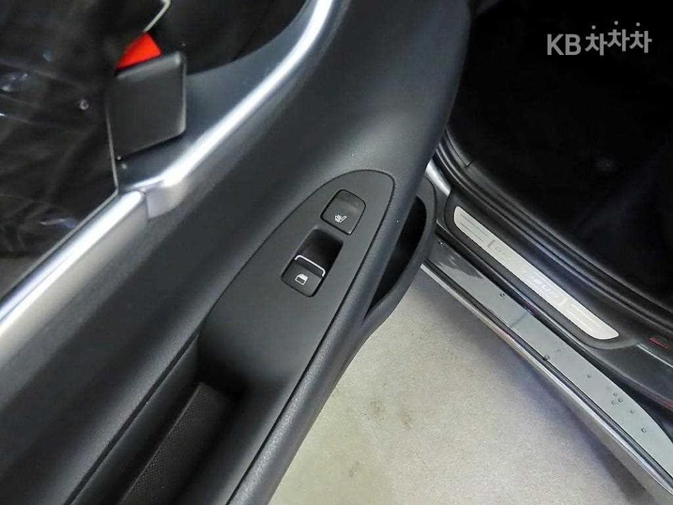 Hyundai Grandeur (Azera)IG2.4 Premium Standard - 15