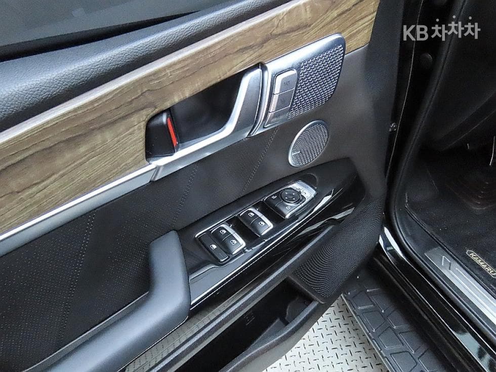 Kia Mohave 더마스터3.0 Diesel 4WD Masters - 13