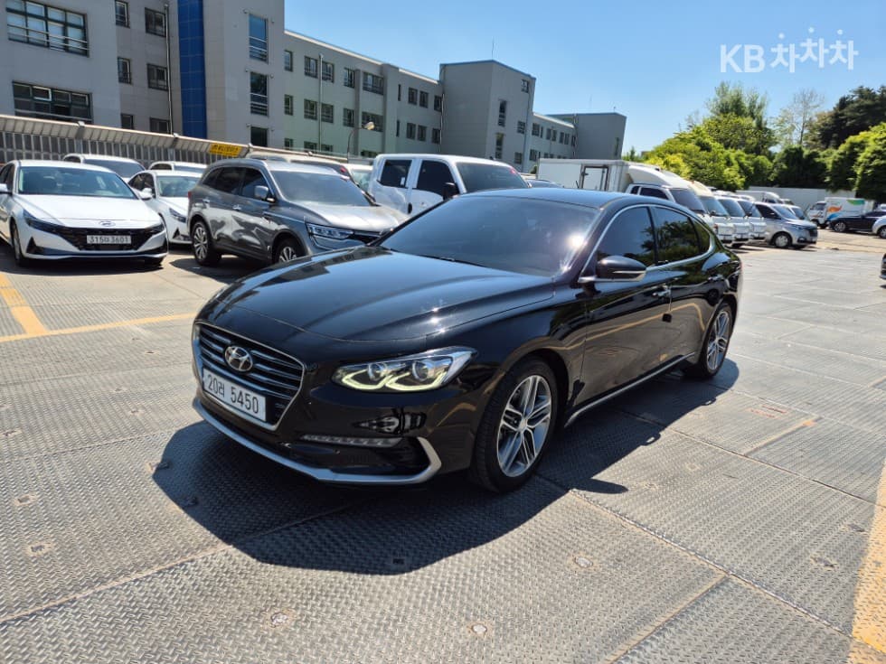 Hyundai Grandeur (Azera)IG3.0 Exclusive Standard - 21