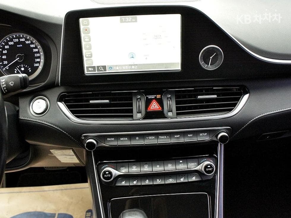 Hyundai Grandeur (Azera)IG3.0 Exclusive Standard - 10