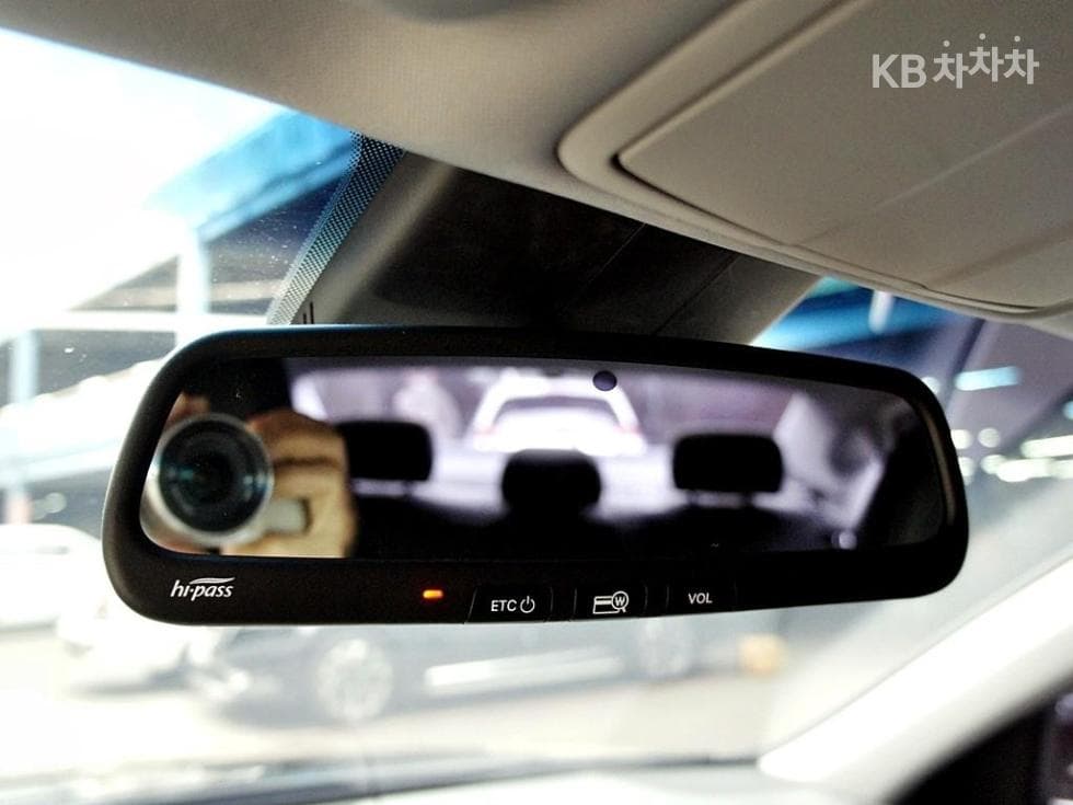 Hyundai Grandeur (Azera)IG3.0 Exclusive Standard - 12