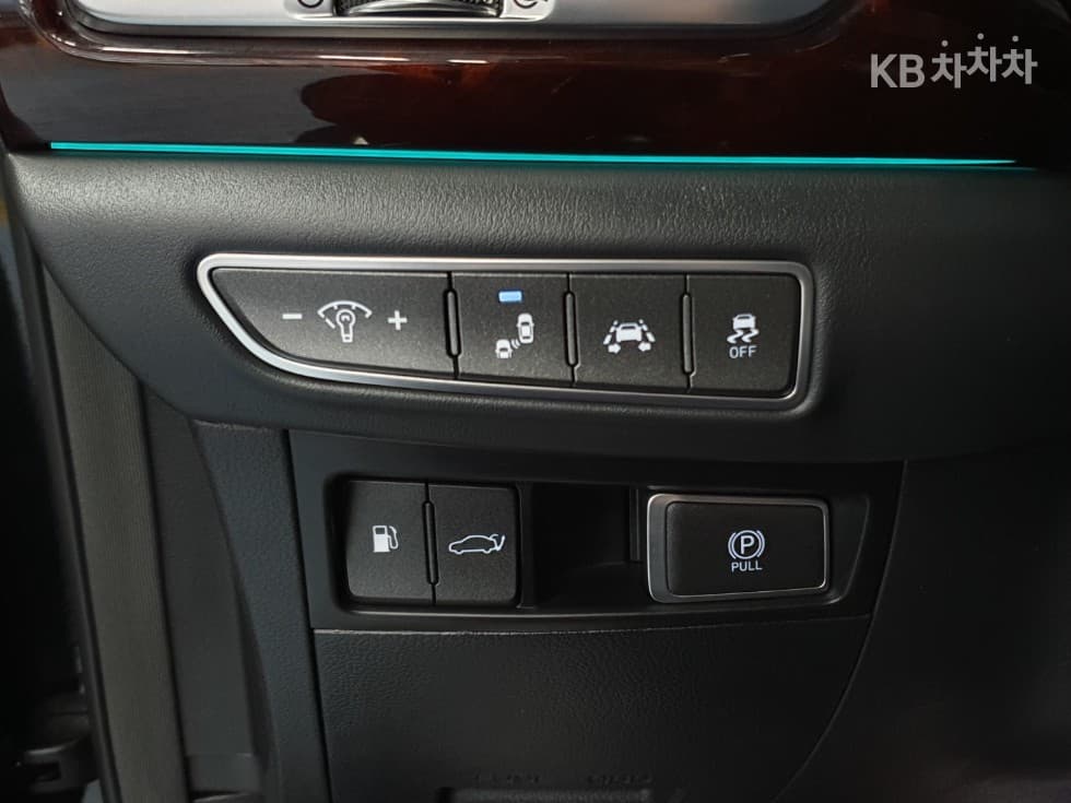 Genesis EQ9003.3 T-GDI AWD Premium Luxury - 18