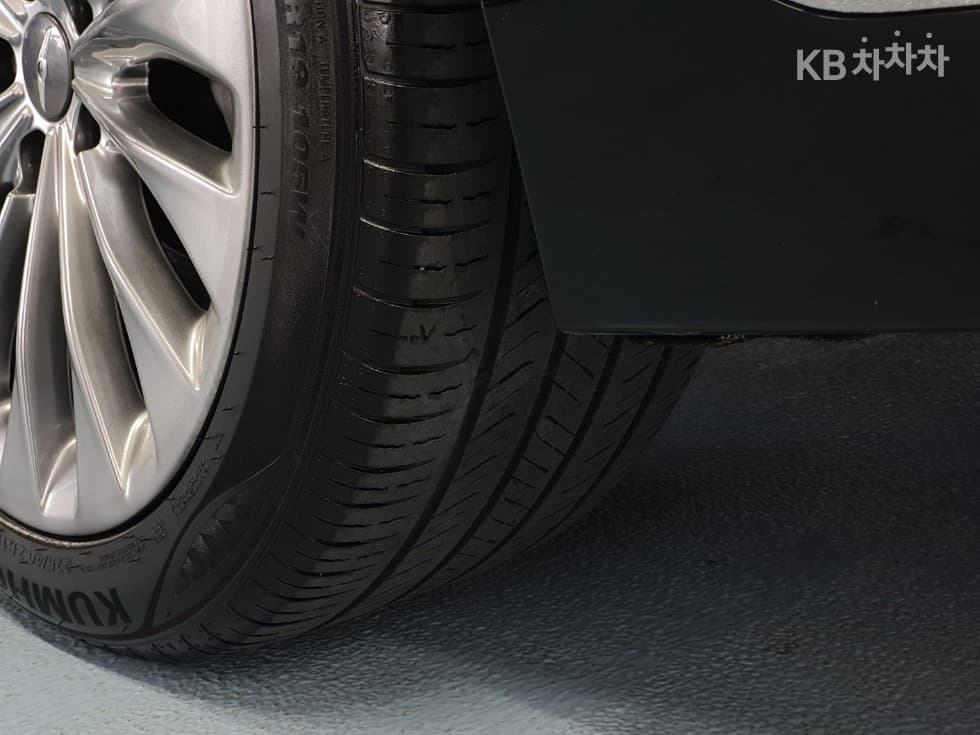 Genesis EQ9003.3 T-GDI AWD Premium Luxury - 27