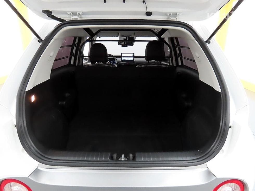 Hyundai Casper Van1.0 Gasoline Smart - 18