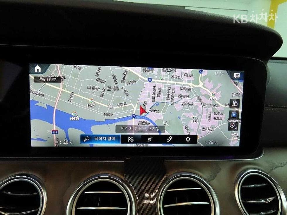 Mercedes-Benz E-Class (W213)E250 Exclusive - 15