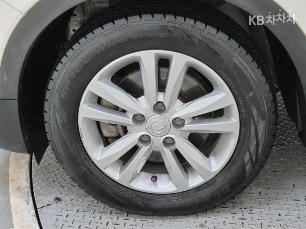 KG Mobility TivoliGasoline VX - 19