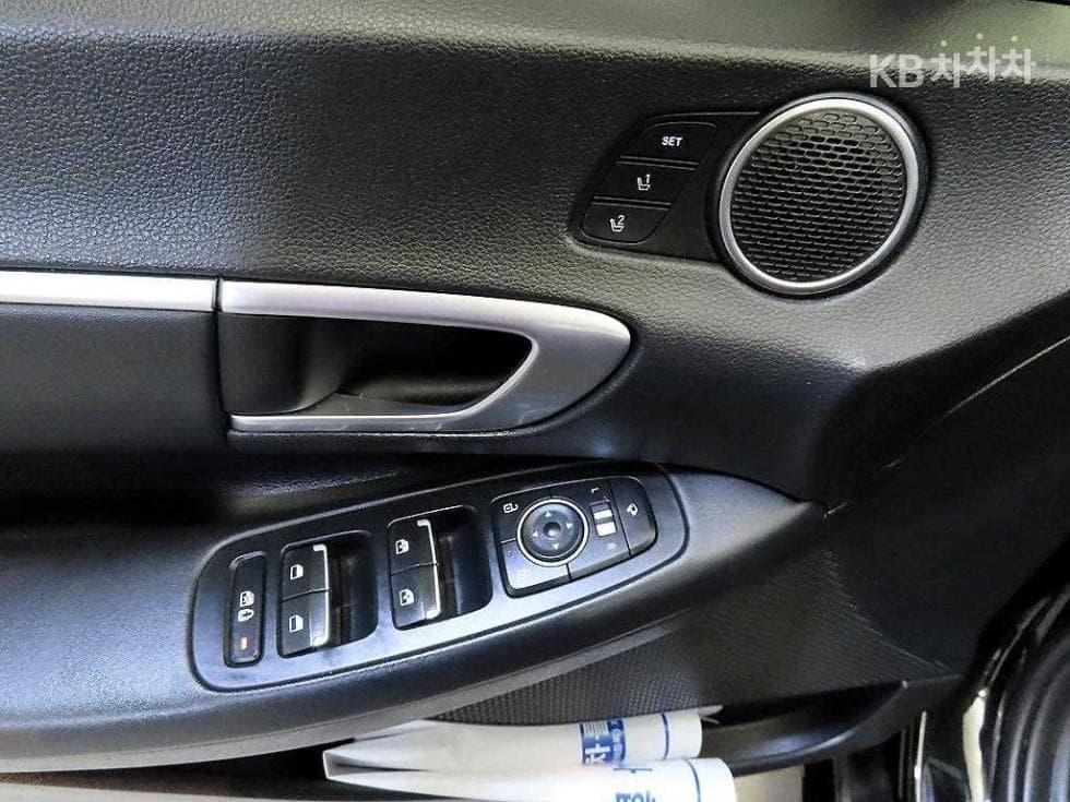 Hyundai Sonata (DN8)1.6 T Premium 패밀리 - 13