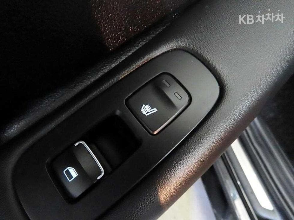 Hyundai Sonata (DN8)1.6 T Premium 패밀리 - 15