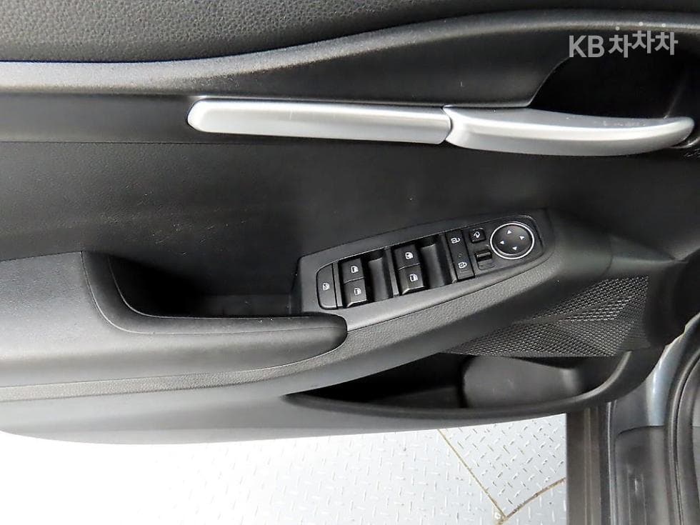 Kia Seltos1.6 Diesel 2WD Trendy - 11