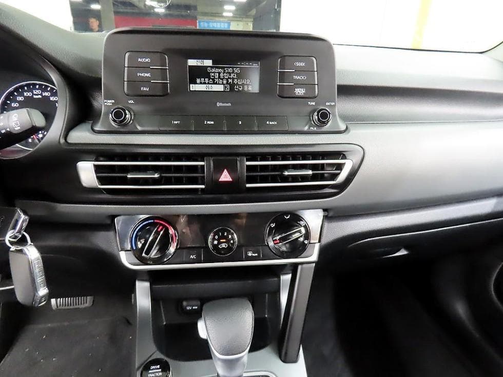 Kia Seltos1.6 Diesel 2WD Trendy - 13