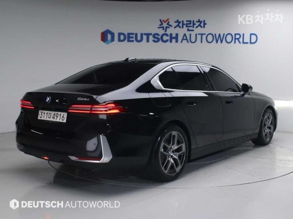BMW Нов5 Серия(G60)523d Стандартен - 2
