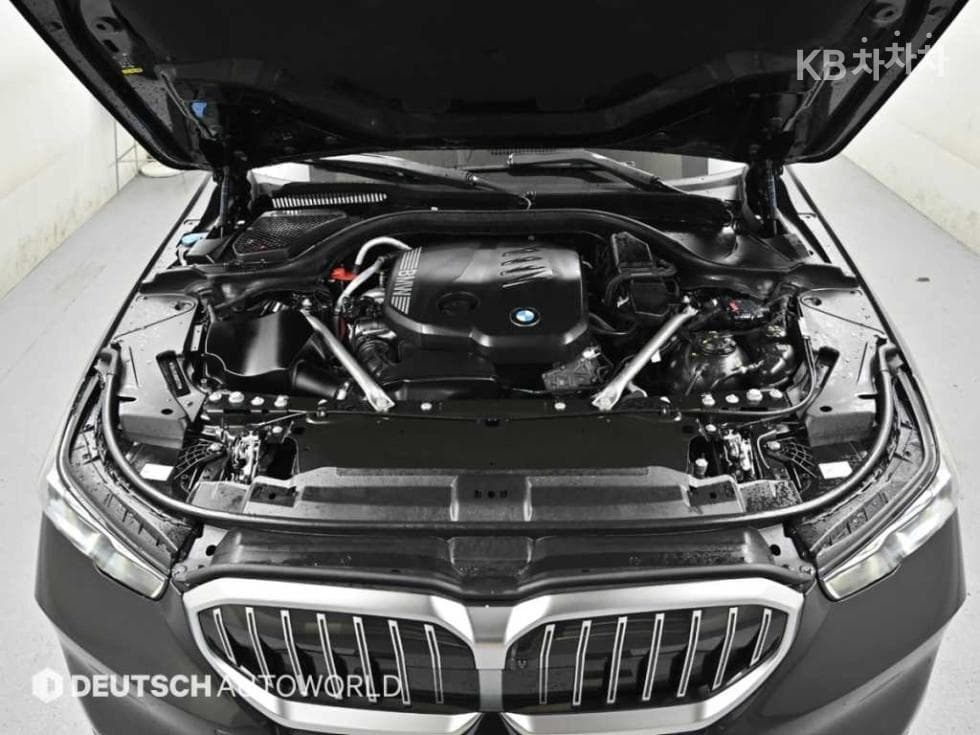 BMW Нов5 Серия(G60)523d Стандартен - 6
