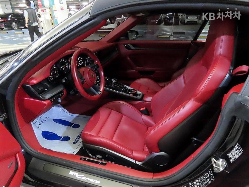 Porsche 911(992)Carrera Cabriolet - 11