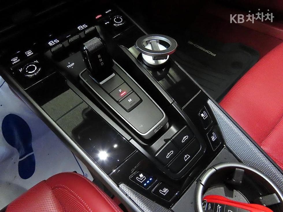 Porsche 911(992)Carrera Cabriolet - 17